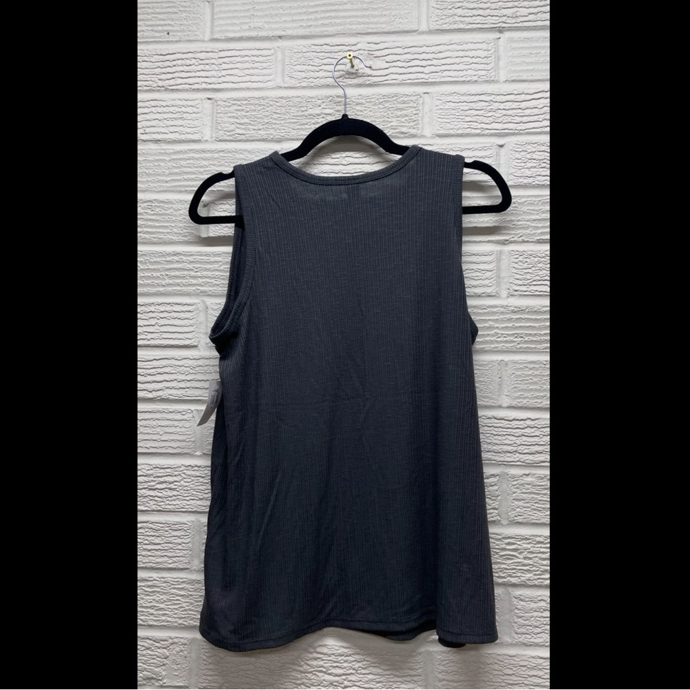M Gray Ribbed Tank - Picture 5 of 7